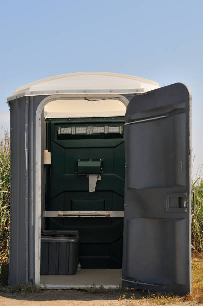 Best Porta potty delivery and setup  in Ahtanum, WA